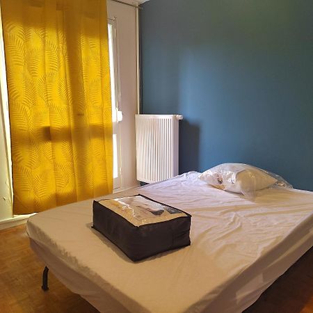 Chambre Dans Un Appartement En Colocation 렌 외부 사진