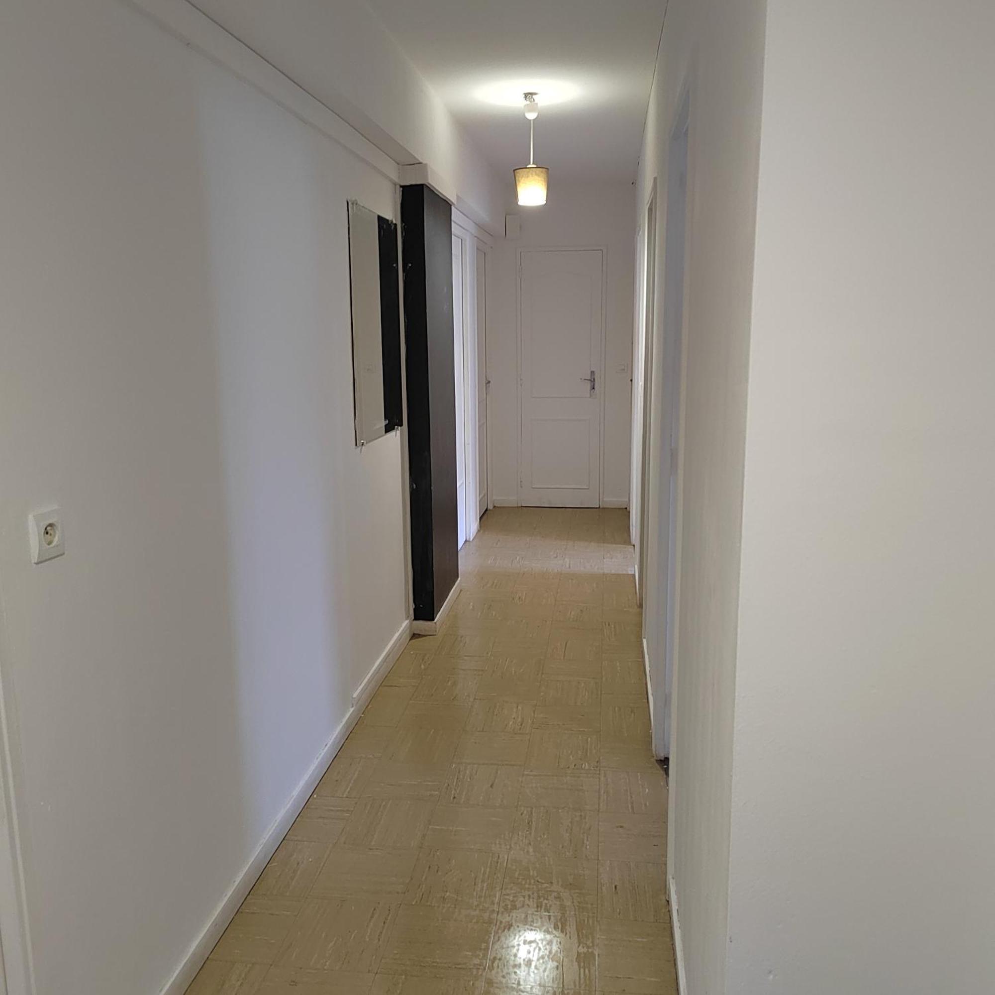 Chambre Dans Un Appartement En Colocation 렌 외부 사진